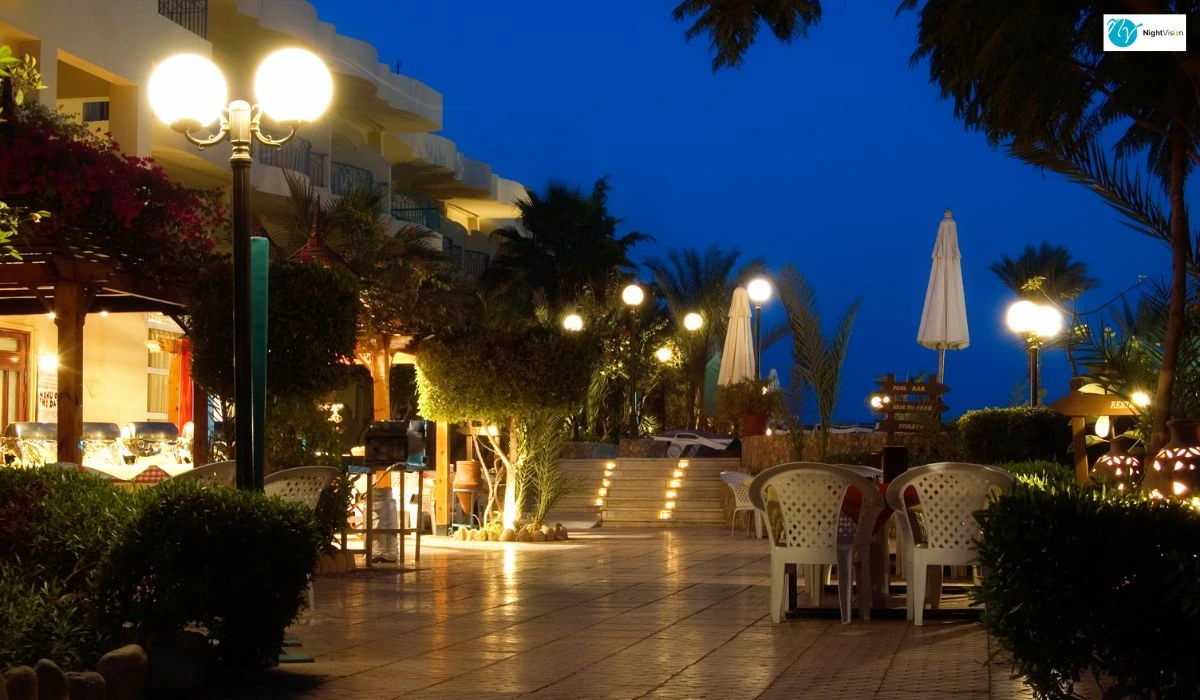 Designing Outdoor Restaurant Lighting