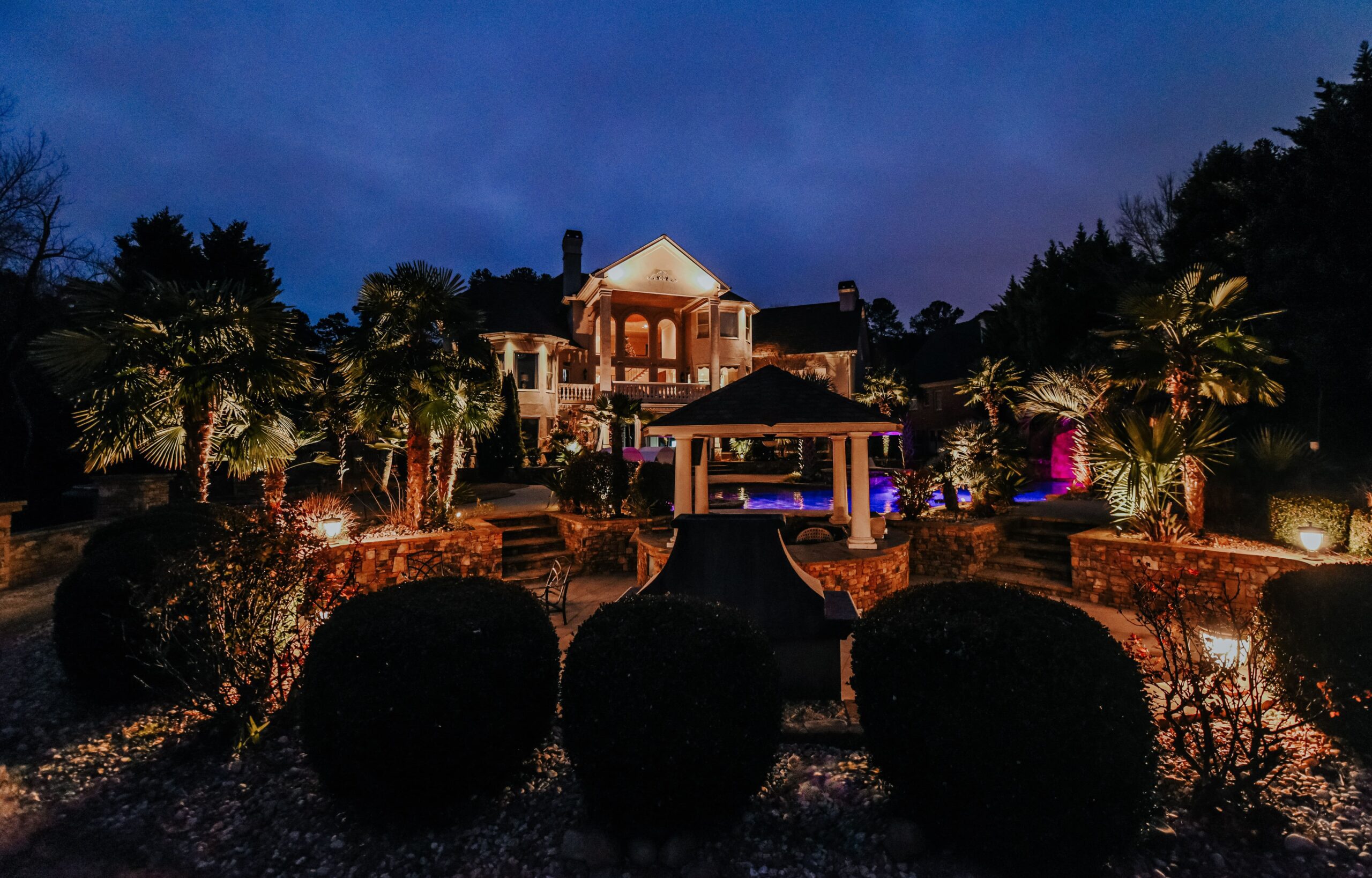 Professional Landscape Lighting